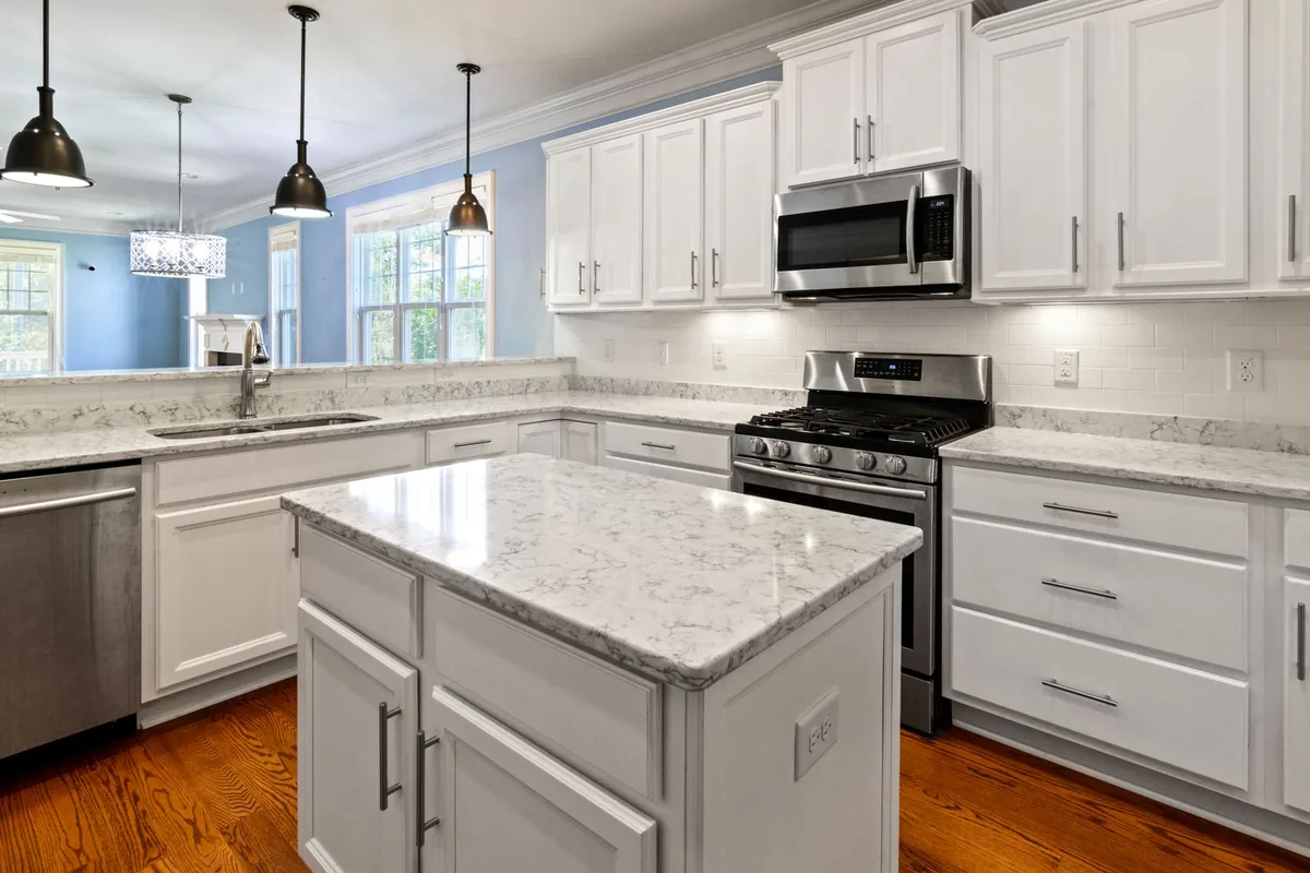 Filth & Squalor Cleanup in Tamiami, FL